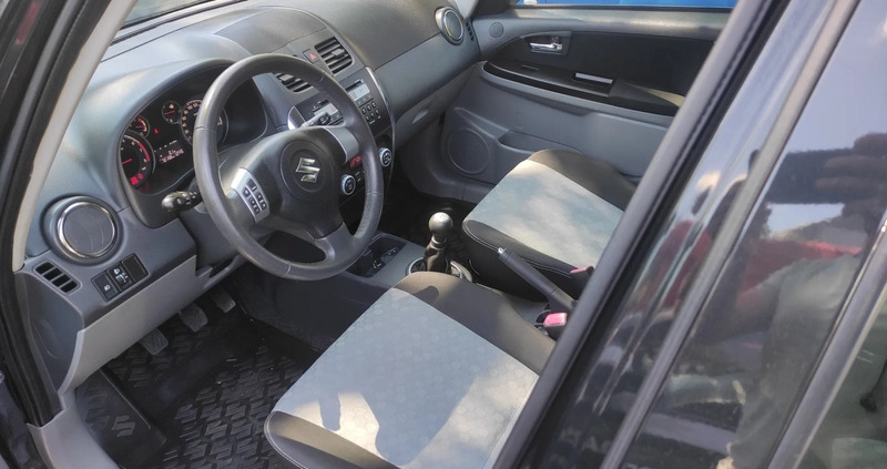 Suzuki SX4 cena 35900 przebieg: 70198, rok produkcji 2014 z Gliwice małe 254